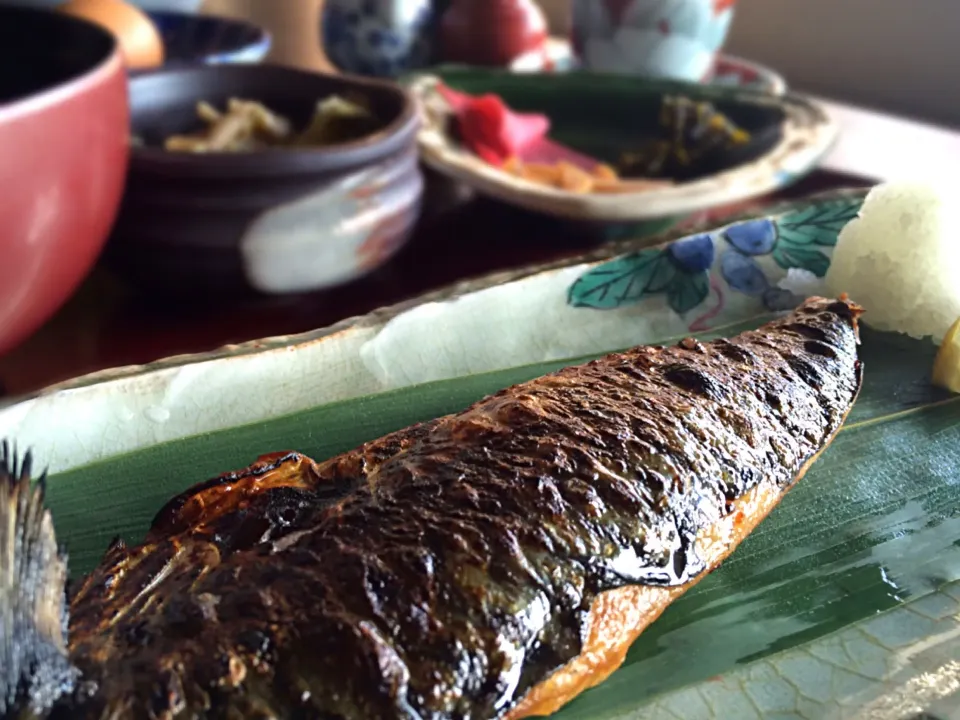 トロ鯖炭火焼き定食🐟ʕ-̼͡-ʔ|七海さん