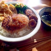 和風ハンバーグ丼。