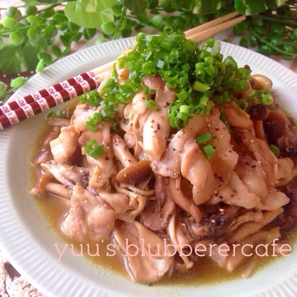 食欲そそる香り♡3種のキノコ&豚バラ肉のカレー味噌炒め|優雨【ゆぅ】@ HMH所属さん