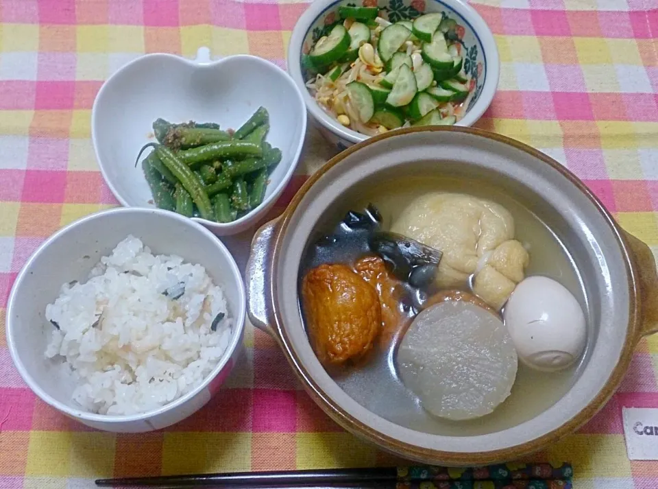 おでん🍢・いんげんの胡麻和え・豆もやしのキムチあえ|kazuuさん