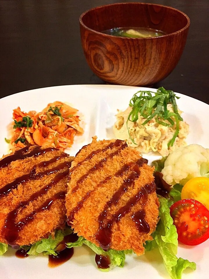 ⭐️カレーコロッケ
⭐️白菜とツナのサラダ
⭐️ささみのキムチ和え
⭐️小松菜と油揚げの味噌汁|よっちぃさん