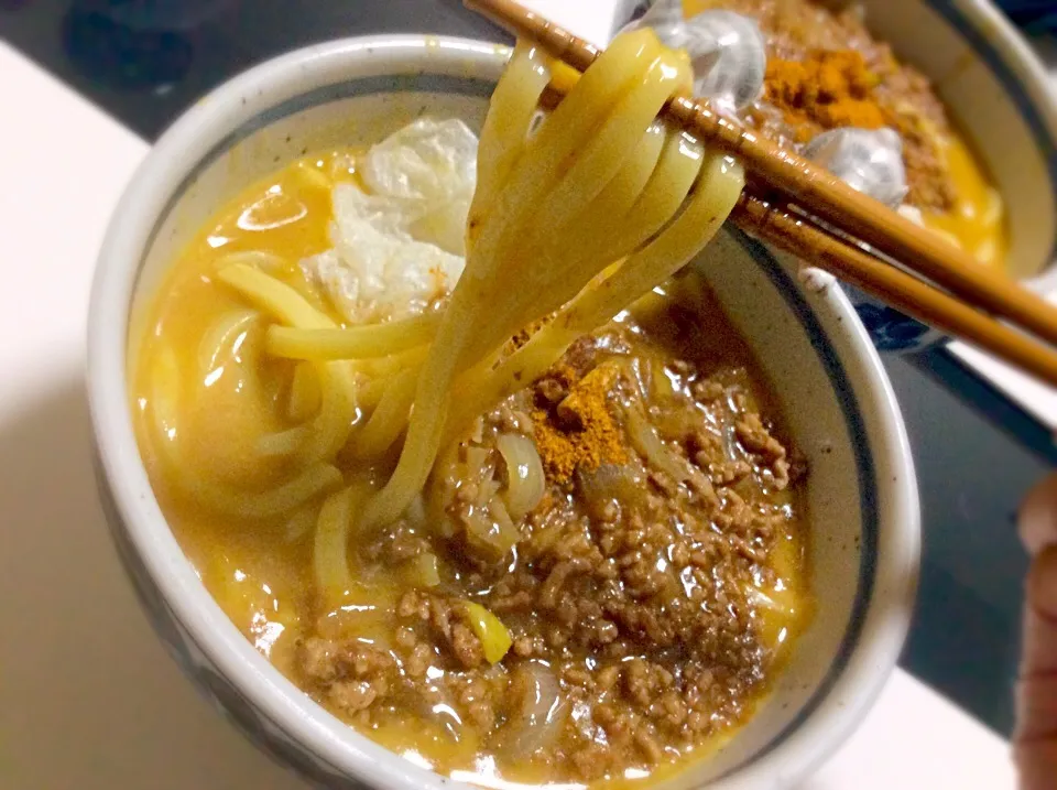 古奈屋のカレーうどん  トッピングは大津屋のカレー粉で作ったひき肉キーマとお餅で|Takeshi  Nagakiさん