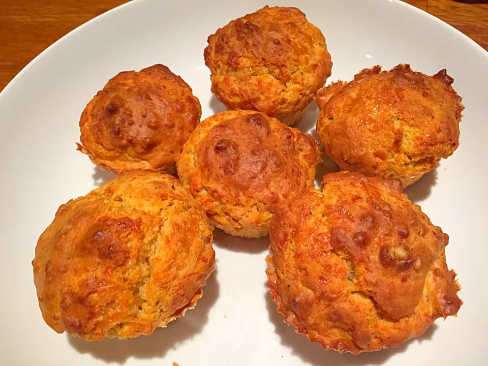 Cheddar and Stilton muffins|Jantira Supawong Rafteryさん