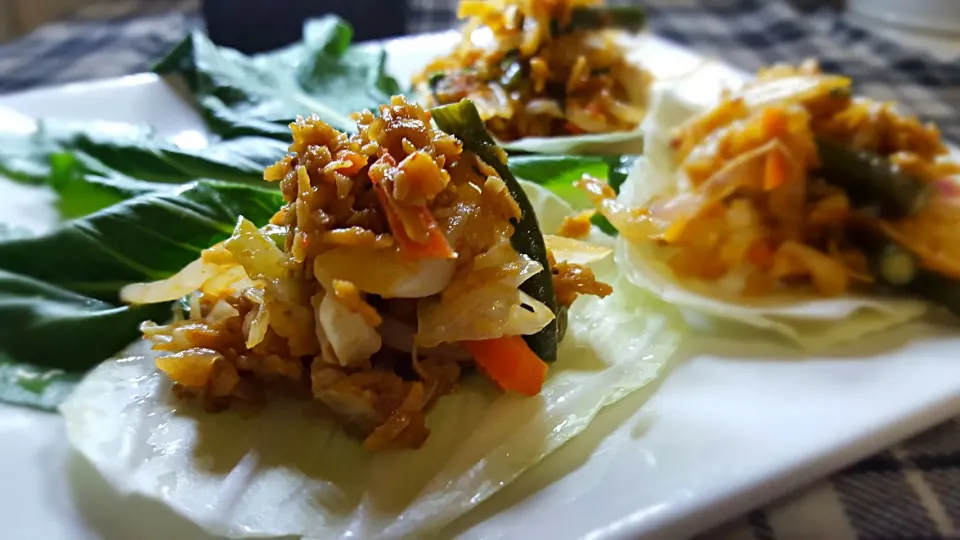 VEGGIE WRAPS  (Steam Seasonal mix Veggie w/grated spicy coconut)|SONN'Sさん