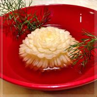かぶの花入りベジブロススープ 《カービング》 【flowered turnip in vegbroth soup / carving】