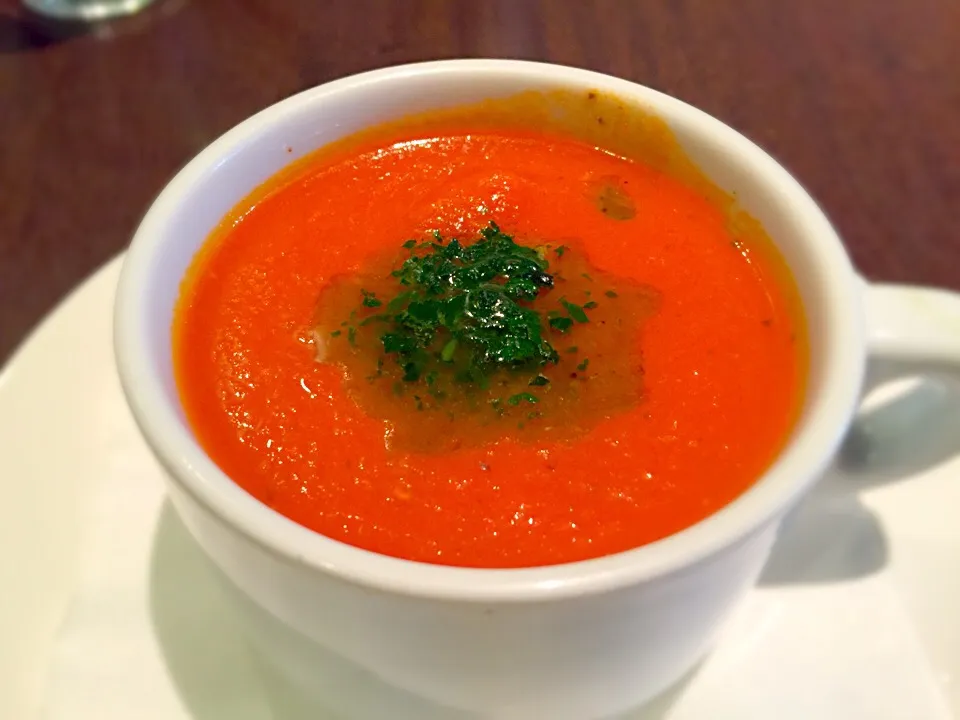 Tomato with a hint of basil|Hiroyuki Miyagiさん