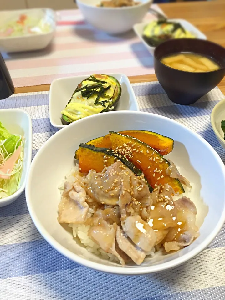 カボチャと豚肉のバターソース丼|Yoshikoさん