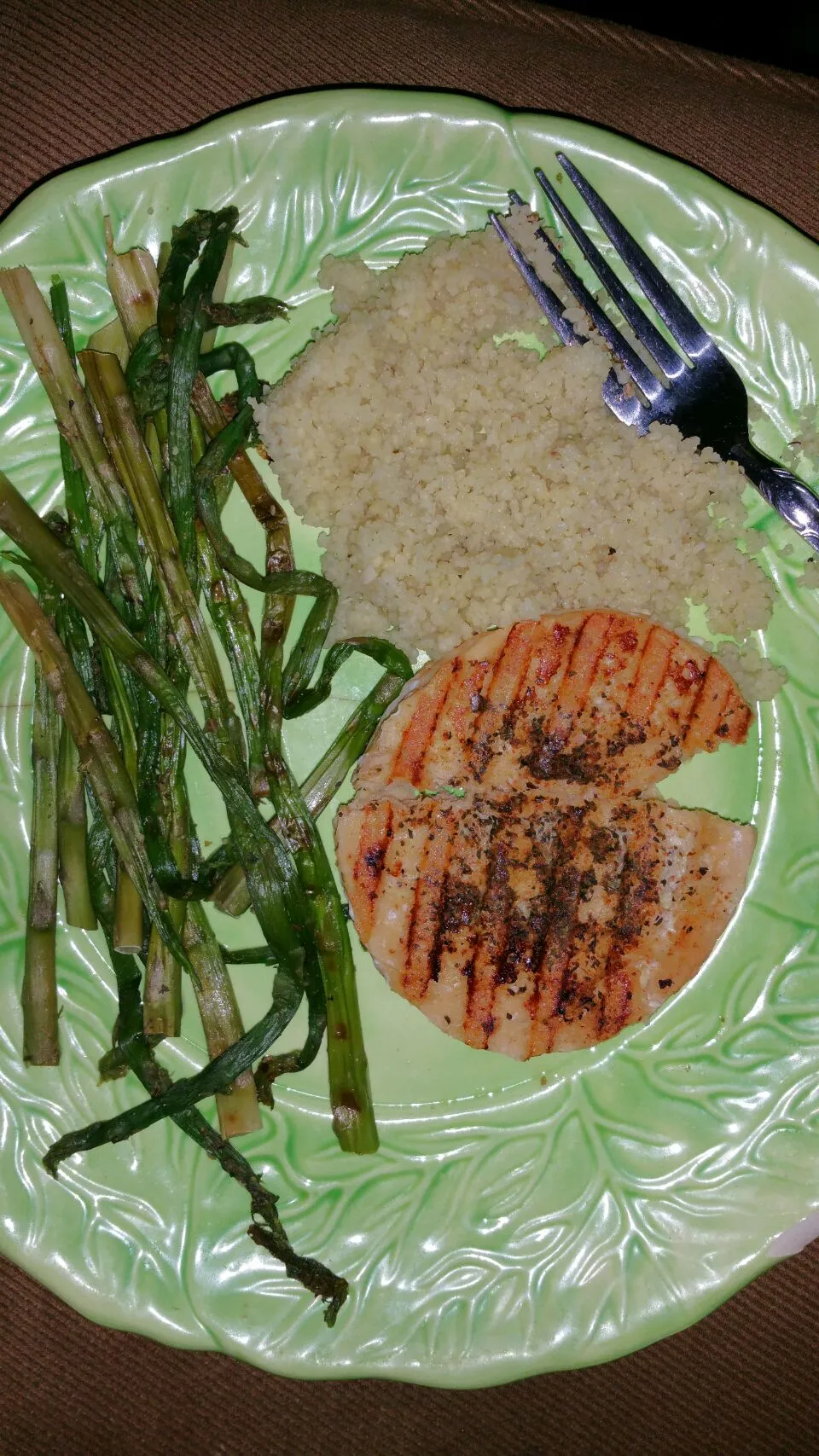 salmon, asparagus, couscous #HealthyEating #HealthyCooking #Seafood|Kellea Tibbsさん