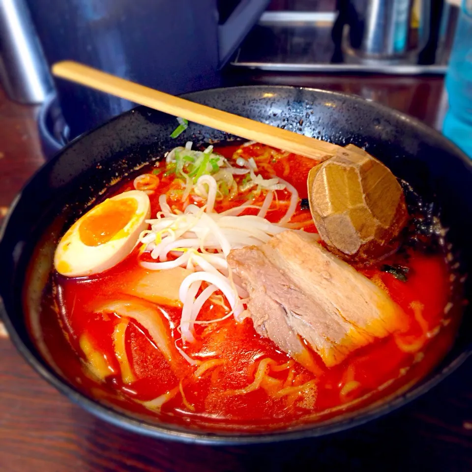 本郷亭の四川ラーメン激辛&ニンニクトッピング|ATSUMIさん