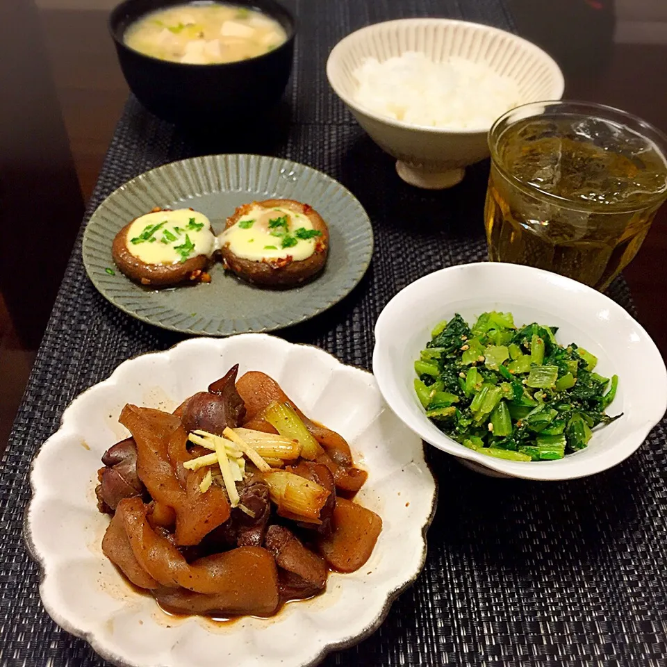 鶏レバーの生姜煮、きのこのチーズ焼 ガーリック風味|はらしおりさん