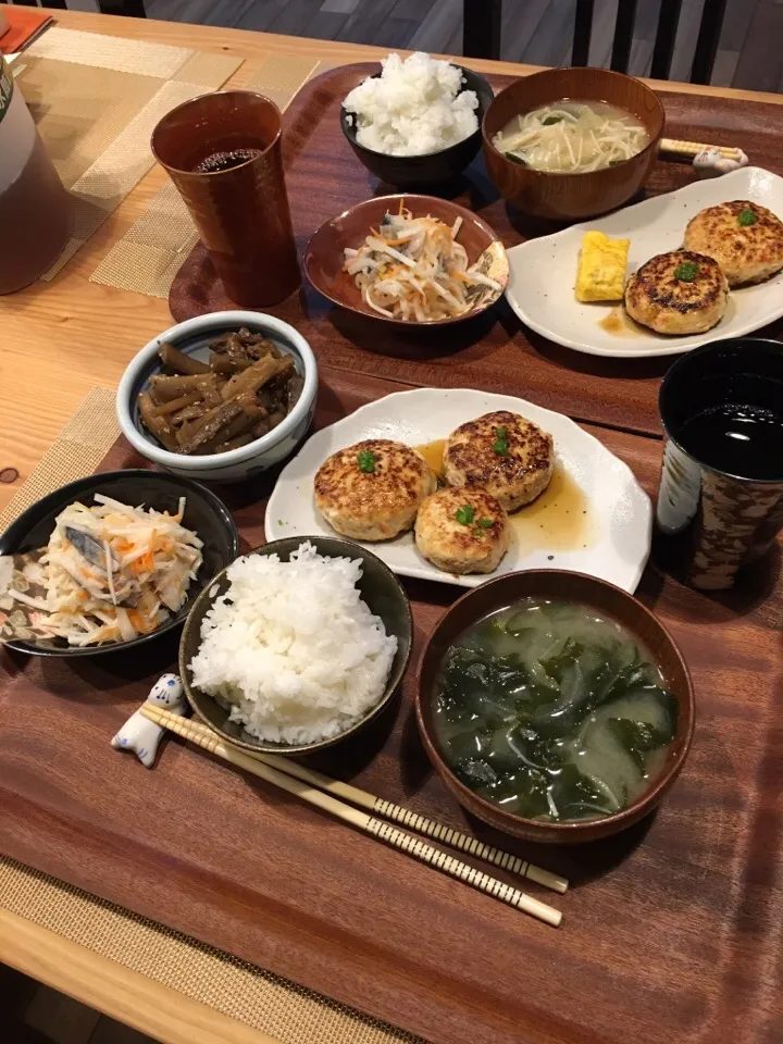 Snapdishの料理写真:豆腐つくねバーグ＆なます＆味噌汁＆レンコンきんぴら|あっきーよさん