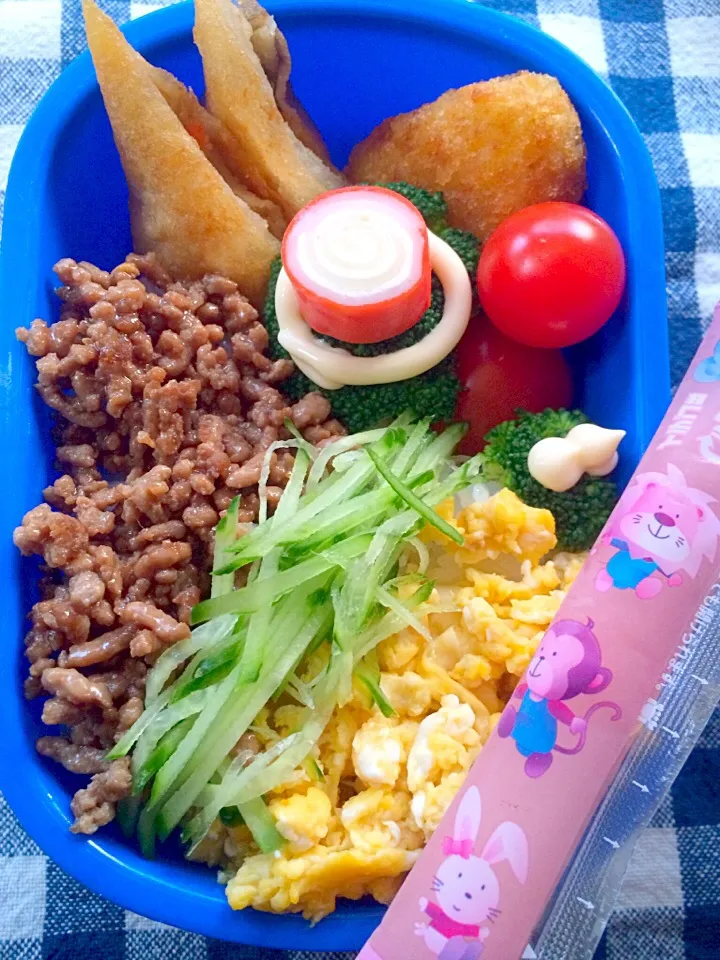 Lunch box☆3色そぼろ弁当🌸|🌈Ami🍻さん