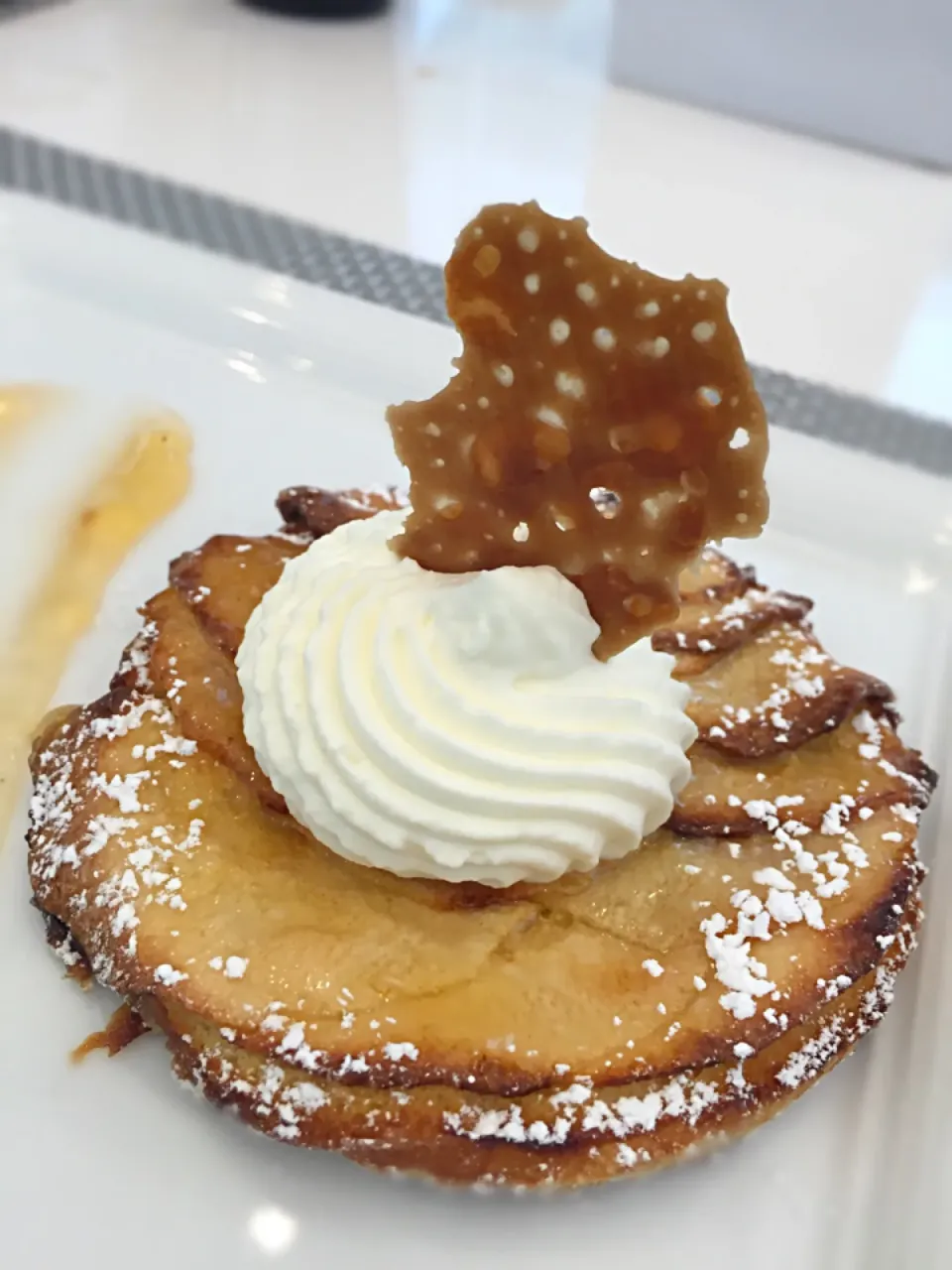 PUFF PASTRY APPLE TART 
vanilla and almond cream, apricot glaze and almond chantilly|italytodayさん