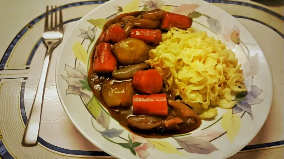 noodles with slowly cooked vegetables and redwine sauce|Najeskaさん