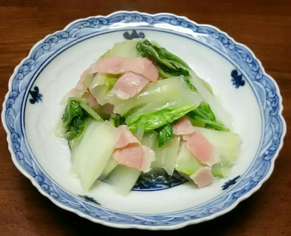 白菜と ベーコンの炒め物|あらいぐまのしっぽさん