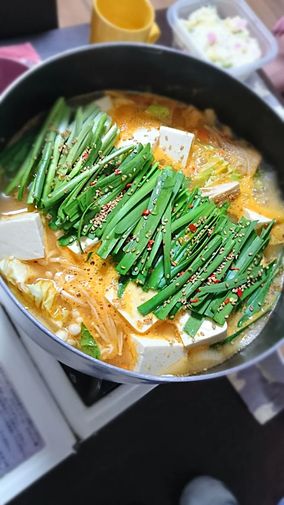 Snapdishの料理写真:もつ鍋味噌味|NAKAJOさん