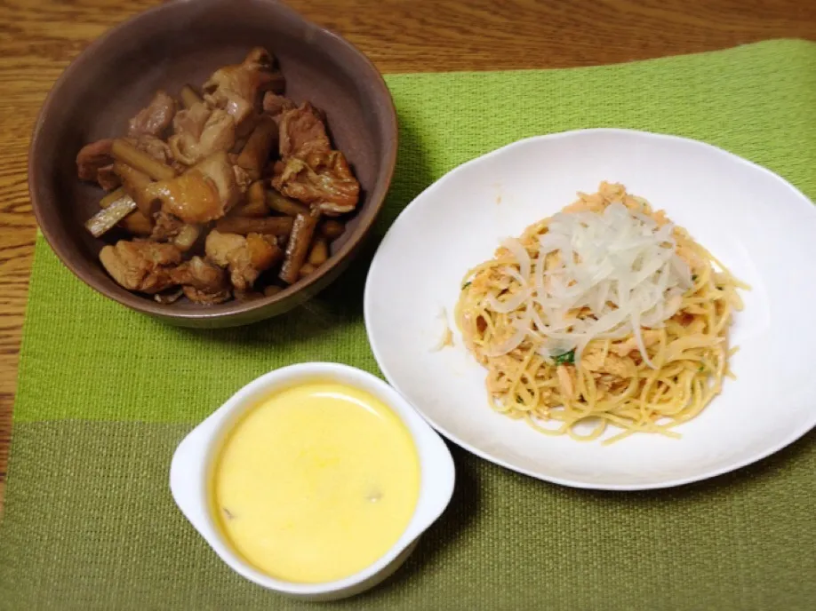 鶏とごぼうの煮物・めんツナかんかんパスタ・にんじんポタージュ|美也子さん