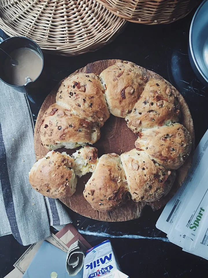 Sakura ebi,kujo negi,cheddar and cracked black pepper bread|rick chanさん