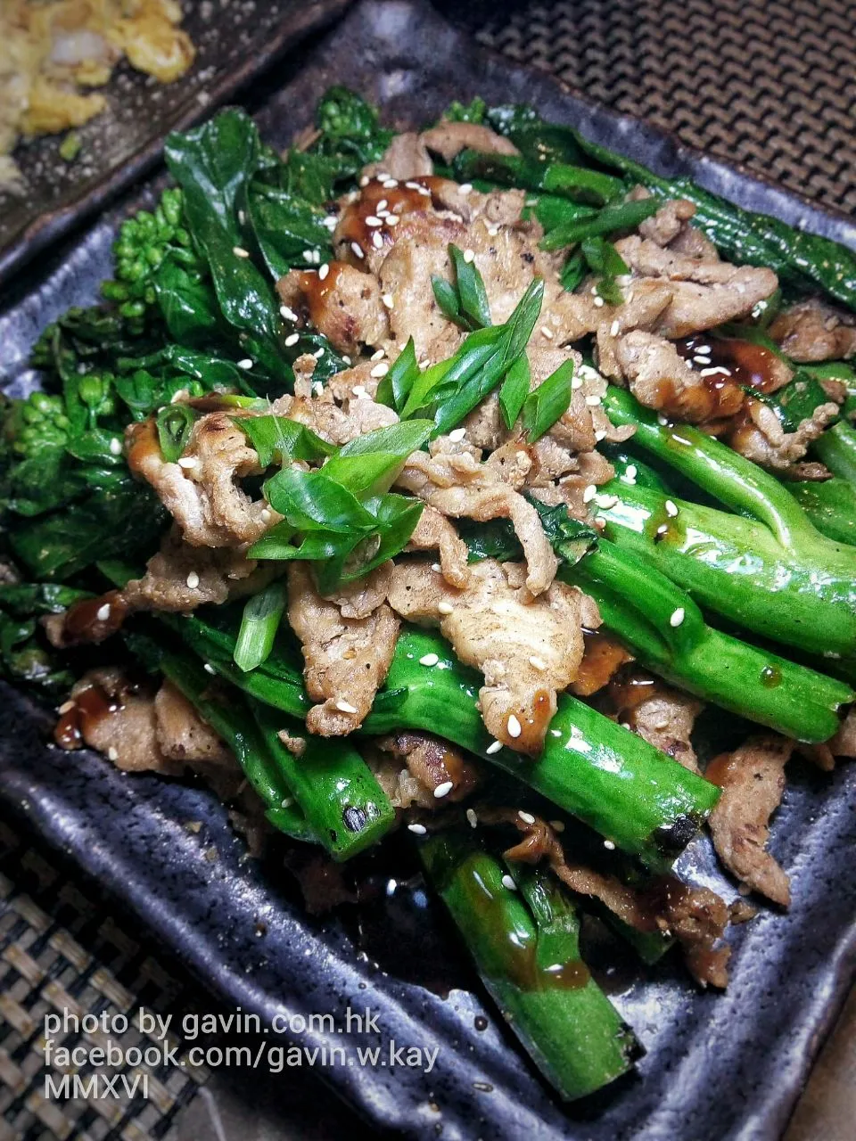 【Fried pork with cabbage mustard 肉片炒芥蘭】|Gavin Wong (香港の人々)さん