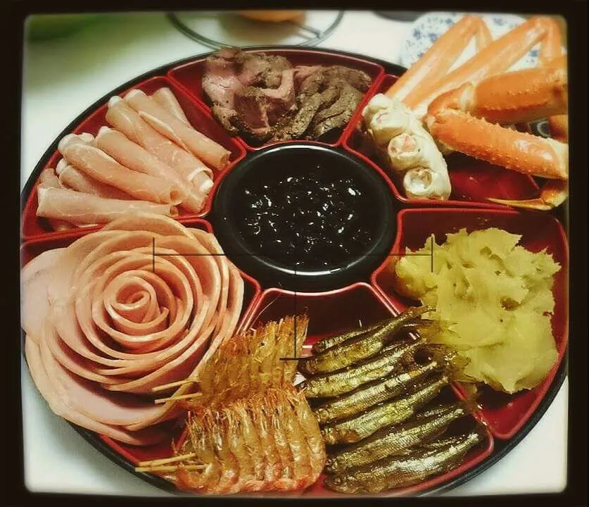 Home-made Osechi  
So much fun and love of making it !
 #priceless effort &  fun 😆🍴🍸🎄🎵🎵|マリアさん