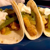 Caribbean pork fajitas with tomatillo salsa|Christina Louiseさん