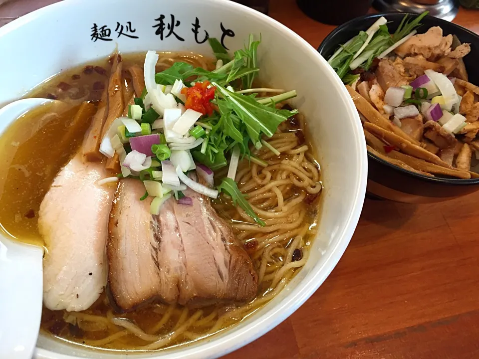 Snapdishの料理写真:塩ラーメン@秋もと・市が尾|らーめん好き！さん