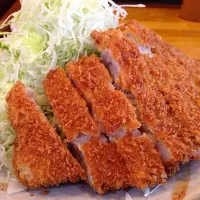 Snapdishの料理写真:上とんかつ定食|Hironori Matsuoさん