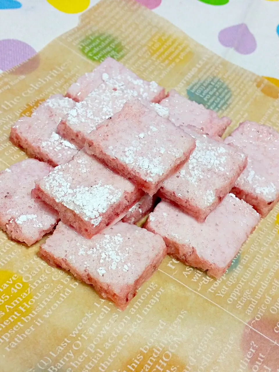 Snapdishの料理写真:手作りいちごマシュマロ🍓|まーやんさん