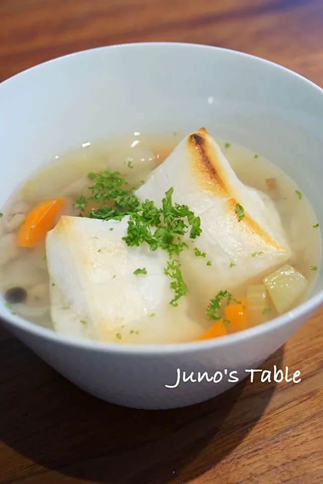 朝ごはんは、餅入り根菜スープ|Junさん