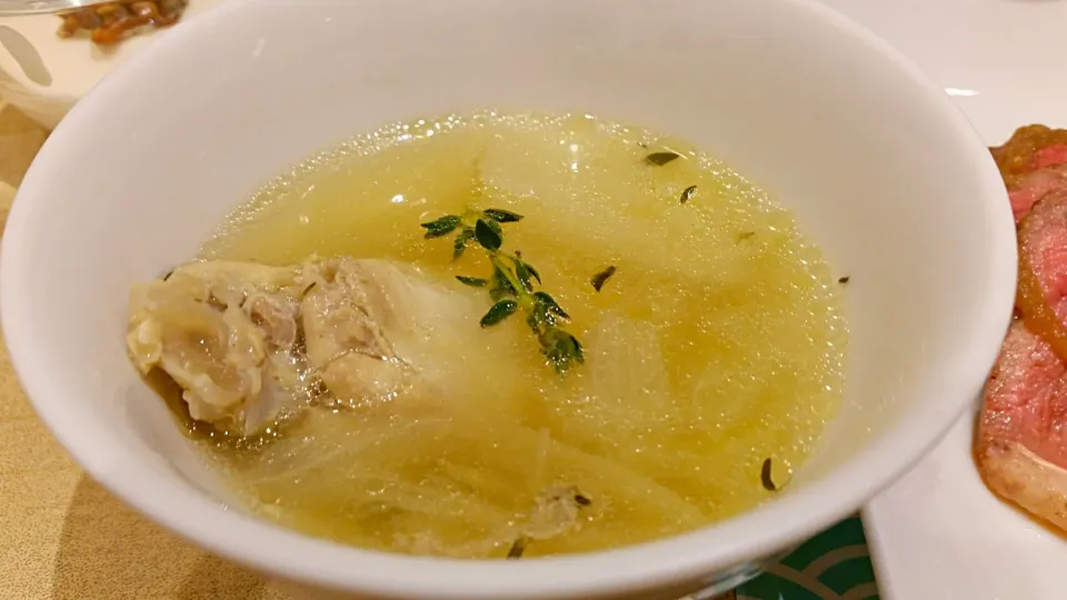 chiken soup com ervas|lucia inoueさん