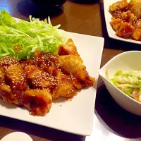 Snapdishの料理写真:鶏胸肉の甘辛炒め
白菜とカニカマのわさびマヨ|ぴかちゅん★さん