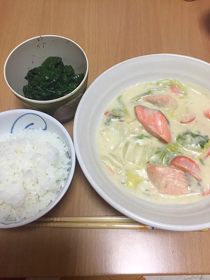 2016.01.18 白菜と鮭のクリーム煮とほうれん草のごまあえ|しおりさん