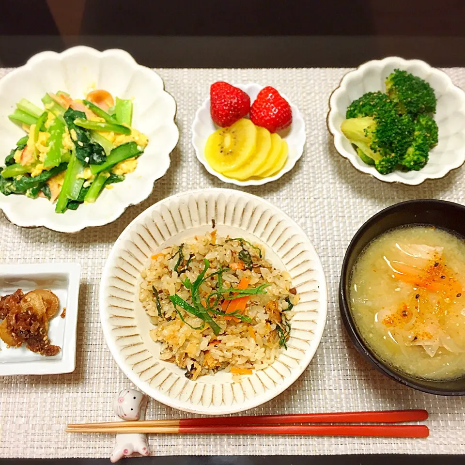 味付きいわしの缶詰DE炊き込みご飯|はらしおりさん