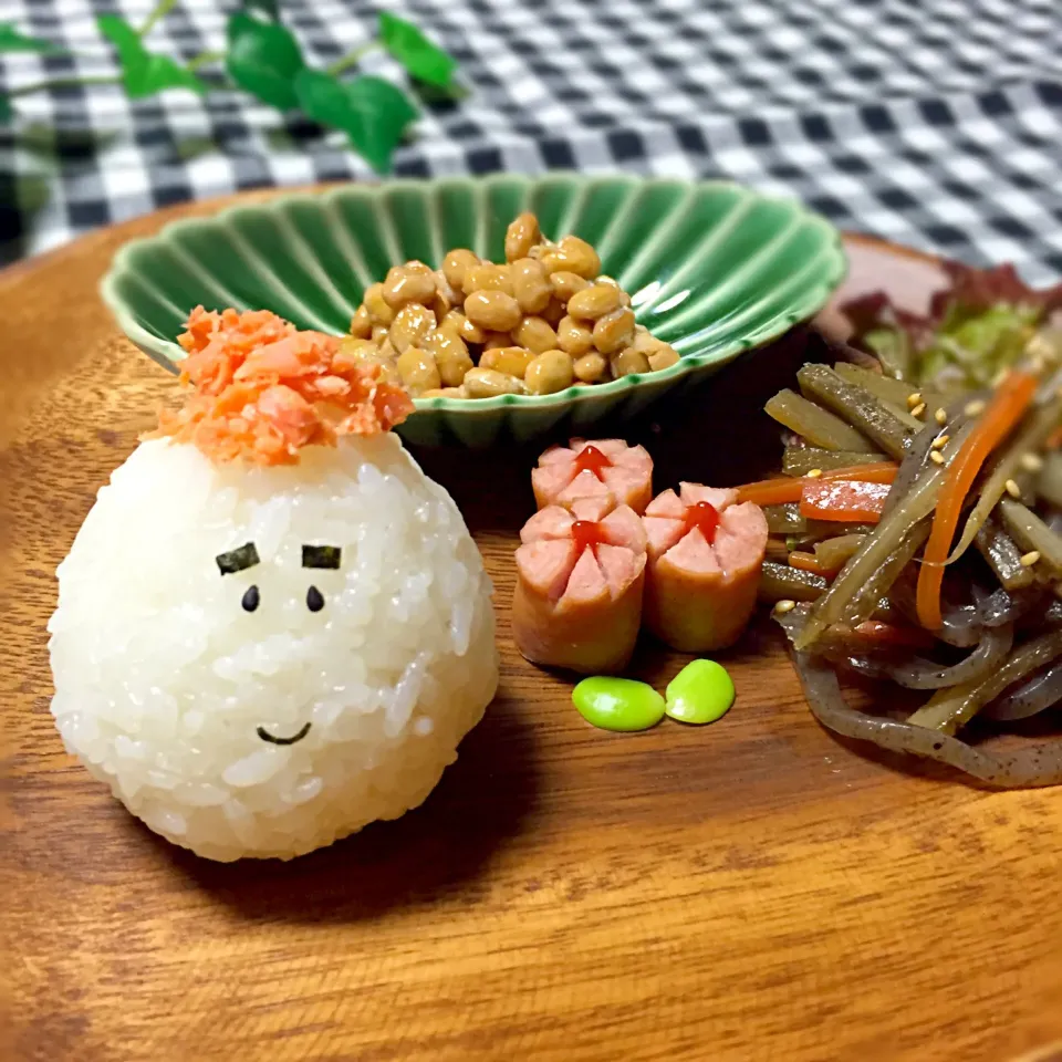 息子の朝食|キナリさん