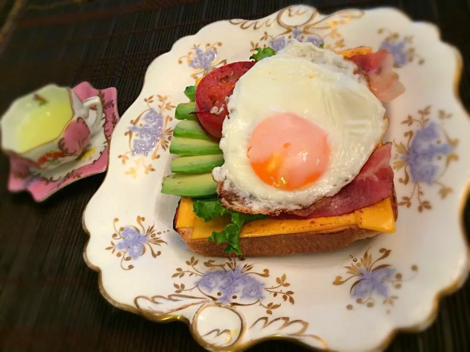 目玉焼きトースト(^O^)|💍ごはん🍚さん