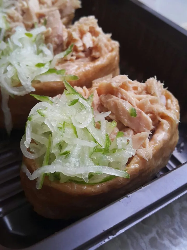 inari tuna salad|Fibriyantiさん