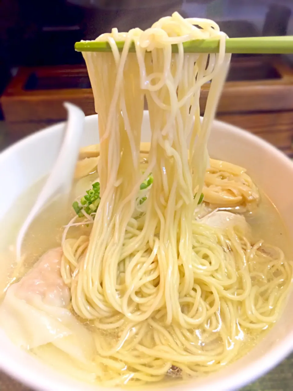 Snapdishの料理写真:塩らぁ麺の麺@麺や金時|morimi32さん