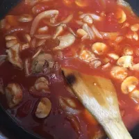 Snapdishの料理写真:イタリア風鶏もも肉のトマト煮込み|れいかさん