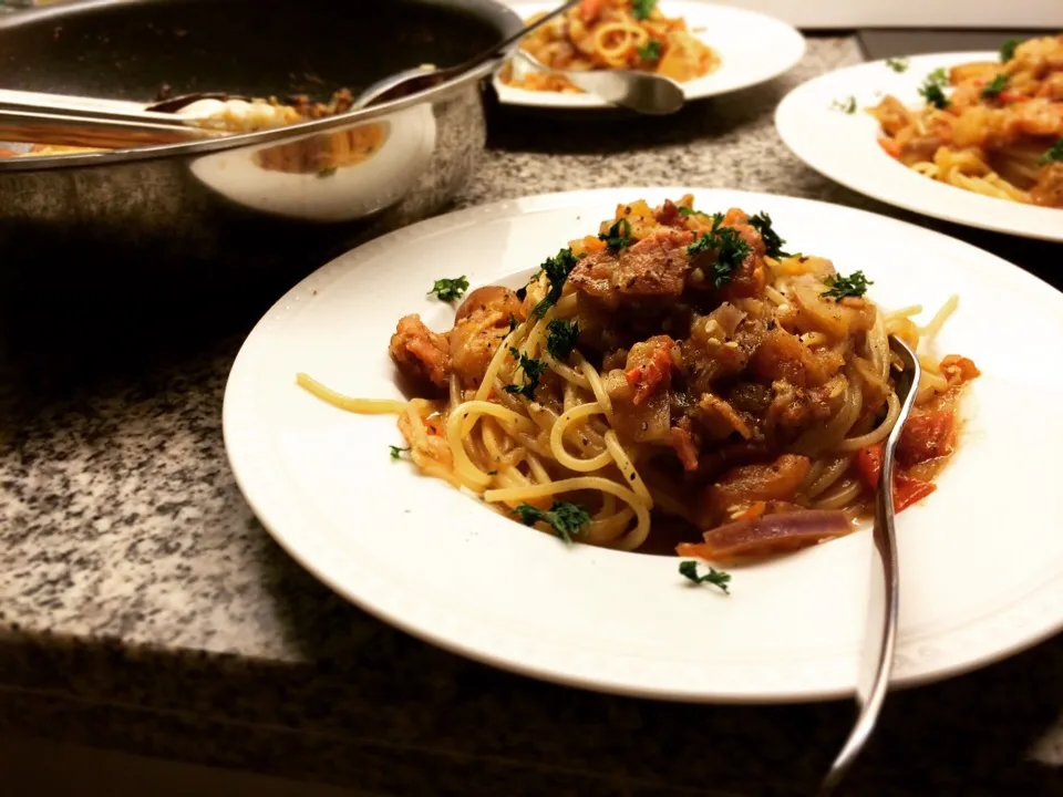 Fresh tomatoes and brinjals spaghetti. 
フレッシュトマトとナスのスパゲッティ|Yuka Nakataさん