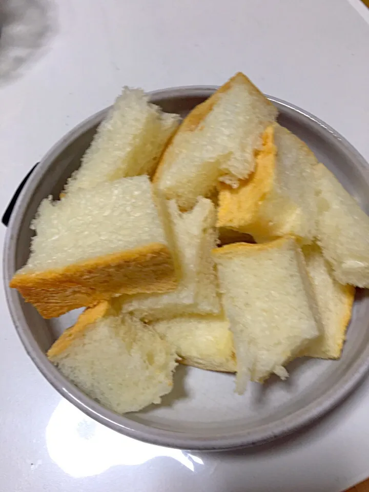 Snapdishの料理写真:自家製フランスパン風食パン|めぐみさん