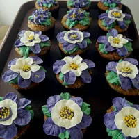 Banana walnut cupcakes :) #cupcakes #Dessert|Bam Soliman-Piencenavesさん