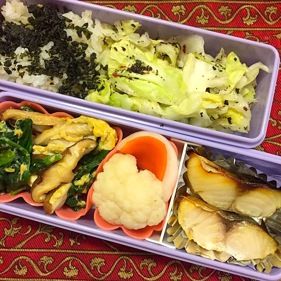 塩鯖とほうれん草の卵とじ弁当|もえさん