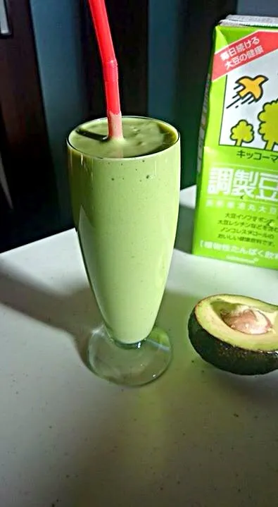 Avocado smoothie 💚|viviさん