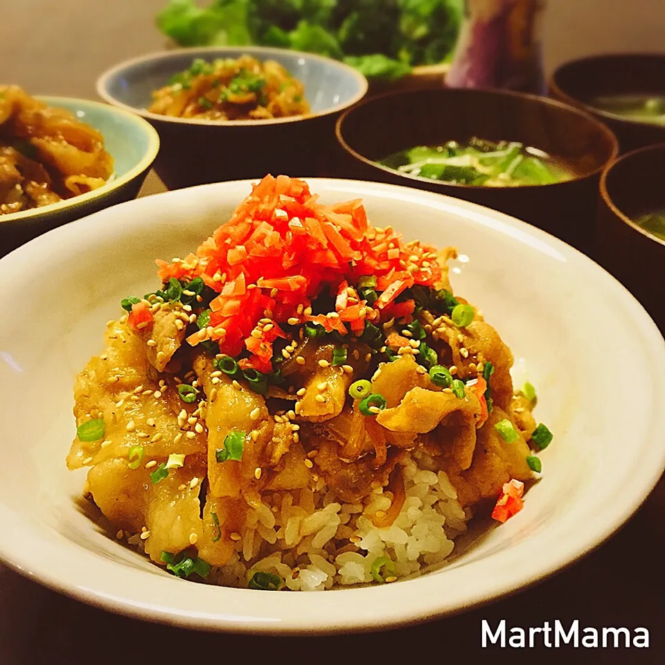 大盛り😅豚丼|恭子さん