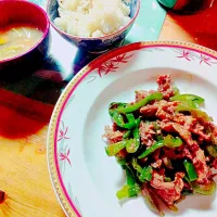 Snapdishの料理写真:チンジャオロースー #中華 #dinner|はなさん