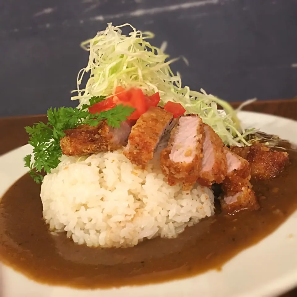 Snapdishの料理写真:ぱいぽーぶたのカツカレー|Reiko Arimotoさん