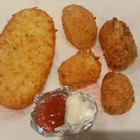 hash potato and croquettes|binnaさん