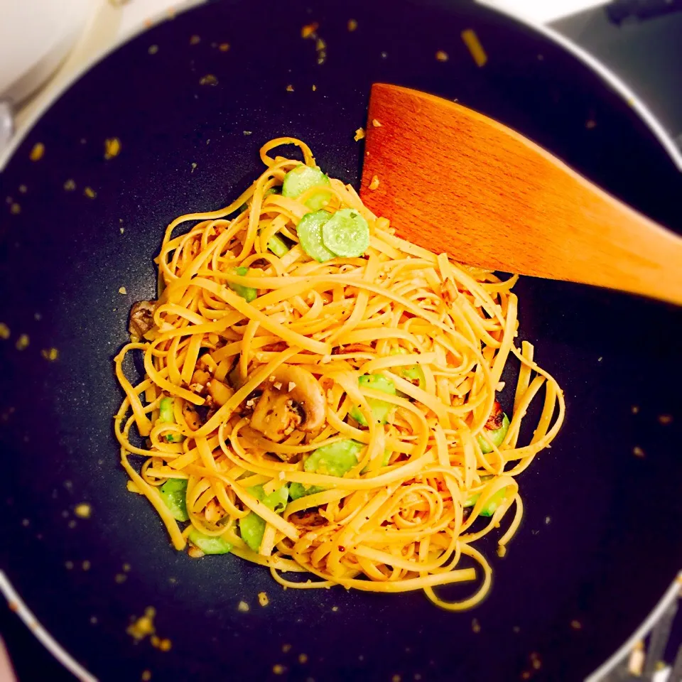 Snapdishの料理写真:Mushroom pasta|Li Chinさん