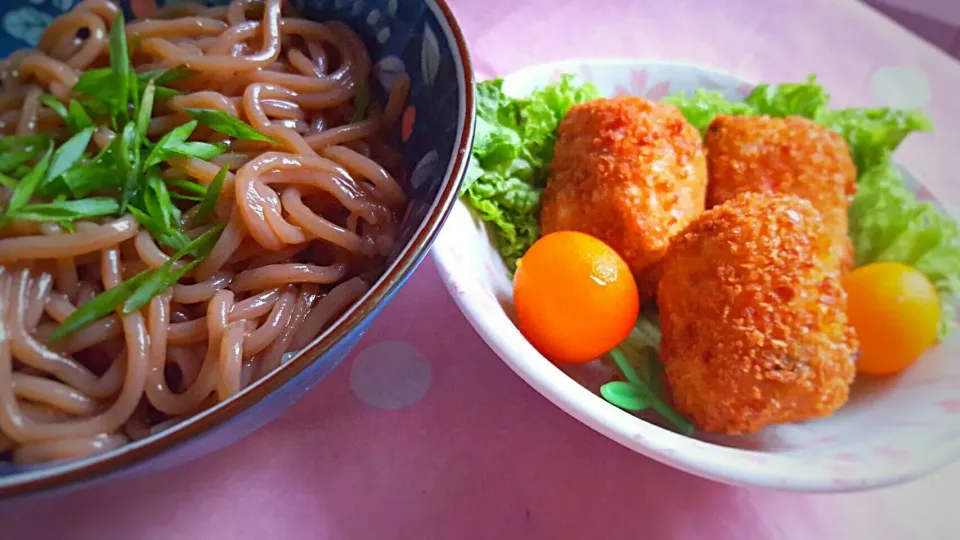 honey soy cha soba n vegetable korokke for lunch|Chua Jeanさん