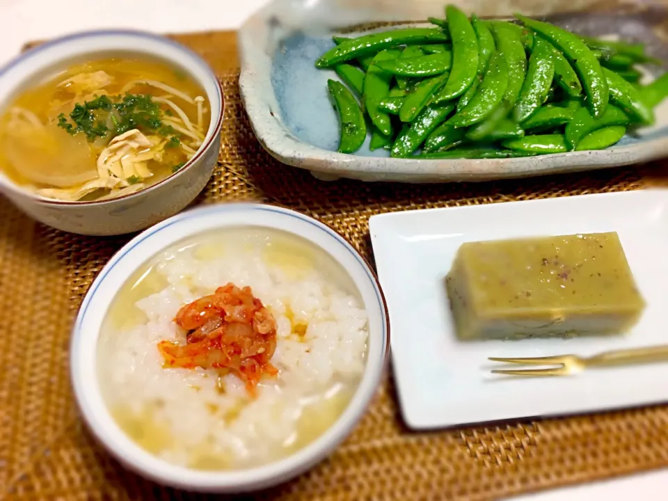 中華粥とサンラータン風のスープ
芋ようかんも作った‼️|Mariaさん